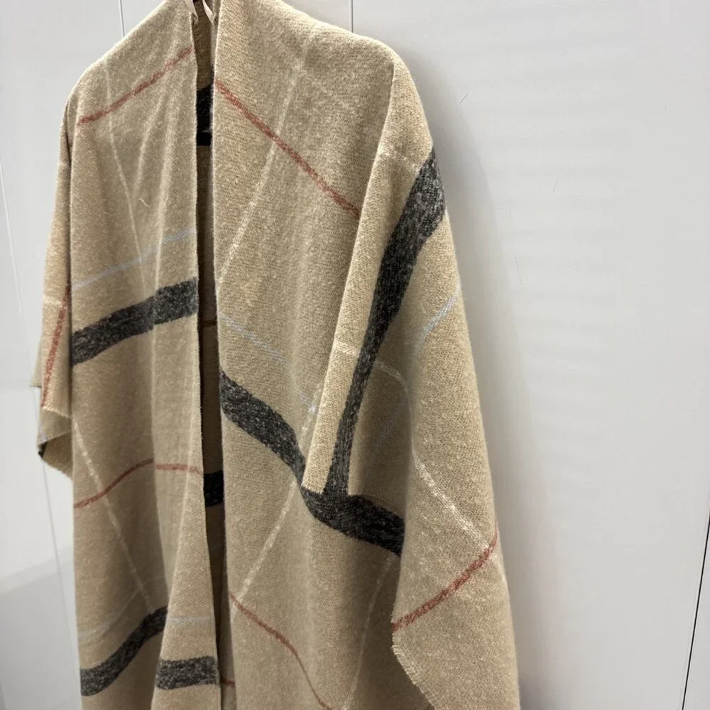 Old navy plaid tan and green shawl one size